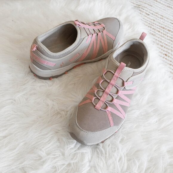 Skechers Size 10 Taupe Low Hiker Memory Foam Slip On Hiking Sneaker Shoes - Picture 1 of 7